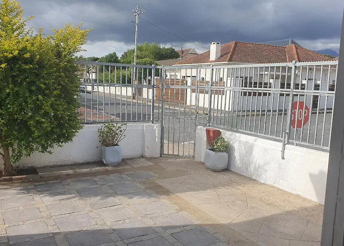Strand Holiday House